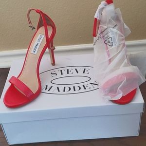 Steve Madden Stecy Red Heels size 6